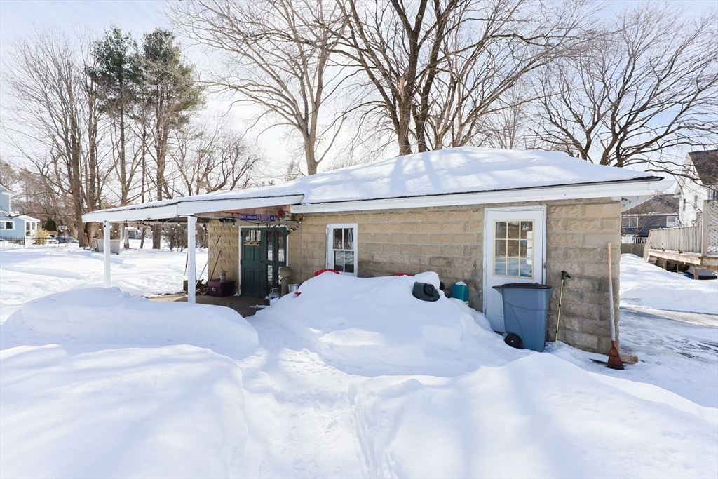 50 Riverside Place Walpole, MA 02081 - Photo 34 of 38