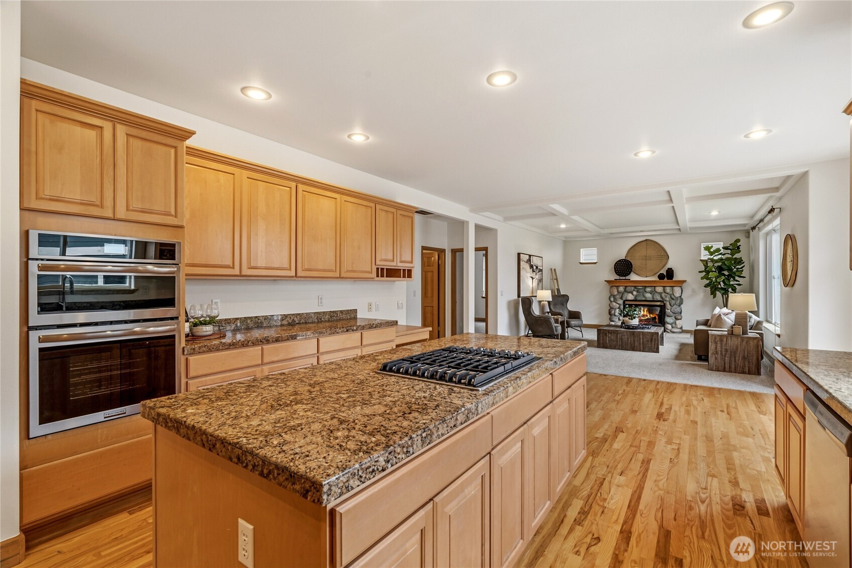 18639 175th Avenue Southeast Renton, WA 98058 - Photo 14 of 37