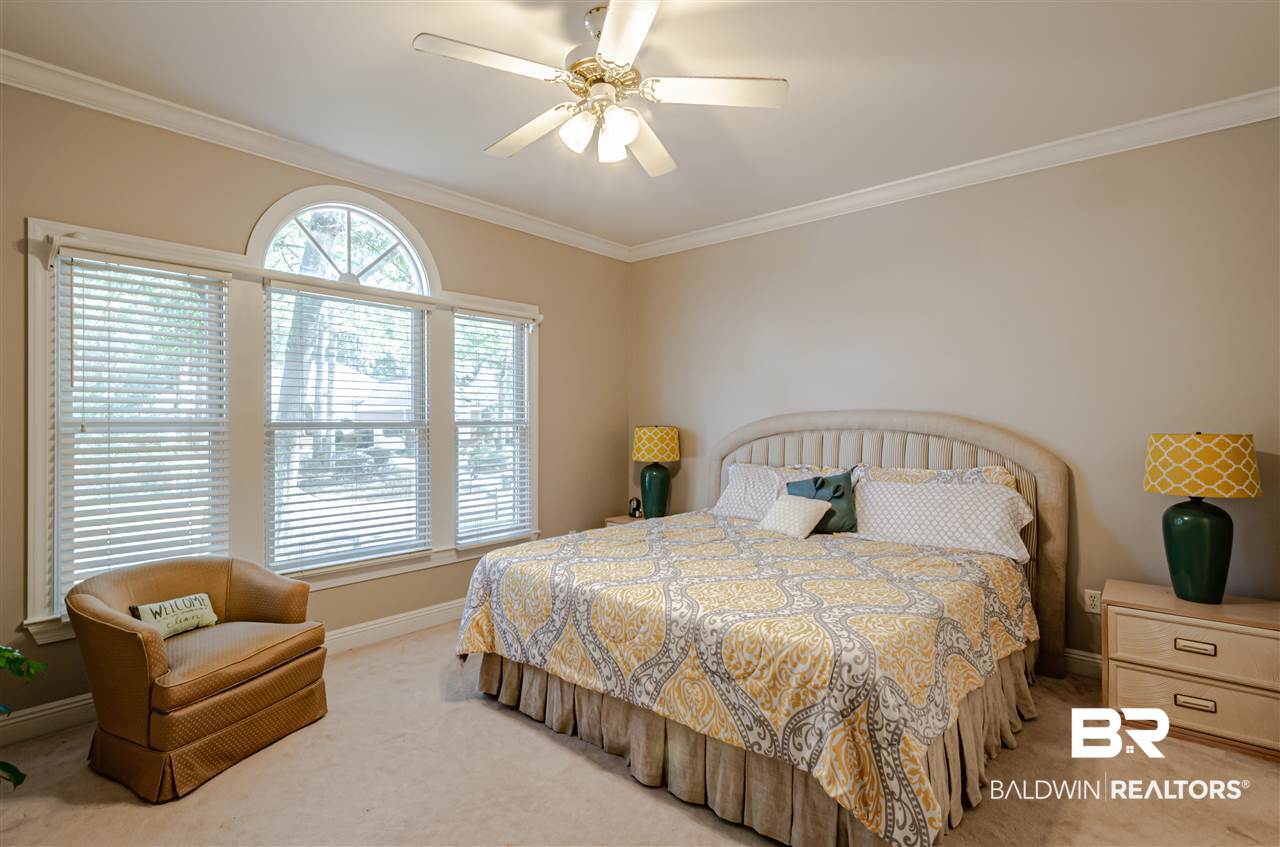 112 Mockingbird Lane Fairhope, AL 36532 - Photo 38 of 50 Offers private bathroom and walk-in closet.
