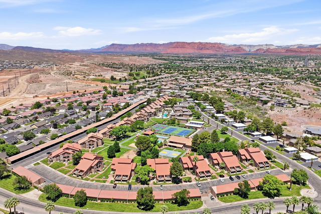 860 South Village Road, Unit R2 St. George, UT 84770 - Photo 29 of 33