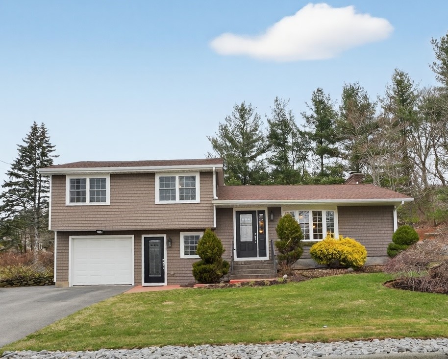 1221 Phenix Avenue Cranston, RI 02921 - Photo 1 of 40