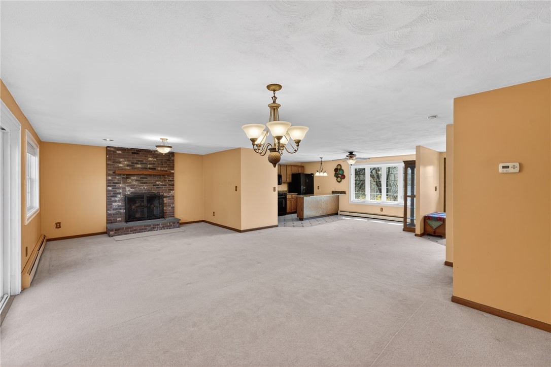 1221 Phenix Avenue Cranston, RI 02921 - Photo 15 of 40