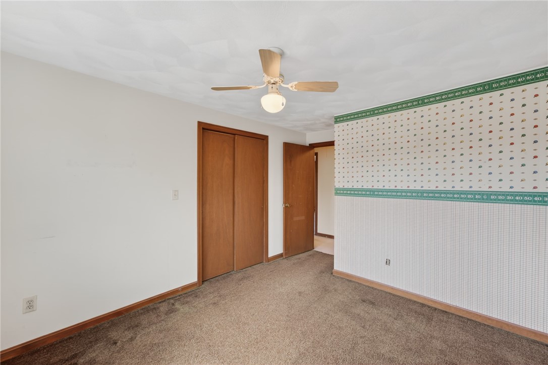 1221 Phenix Avenue Cranston, RI 02921 - Photo 22 of 40