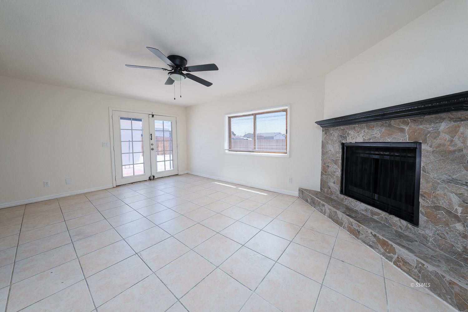 320 North Helena Street Ridgecrest, CA 93555 - Photo 27 of 39