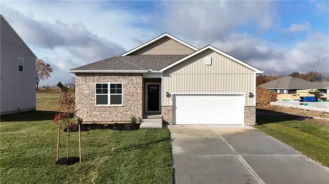 $368,990 | 610 Fallen Leaf Drive, Belton, MO 64012