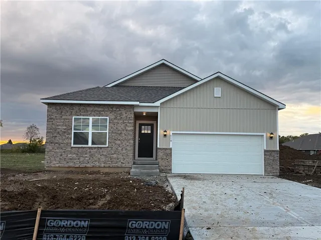 $368,990 | 610 Fallen Leaf Drive, Belton, MO 64012