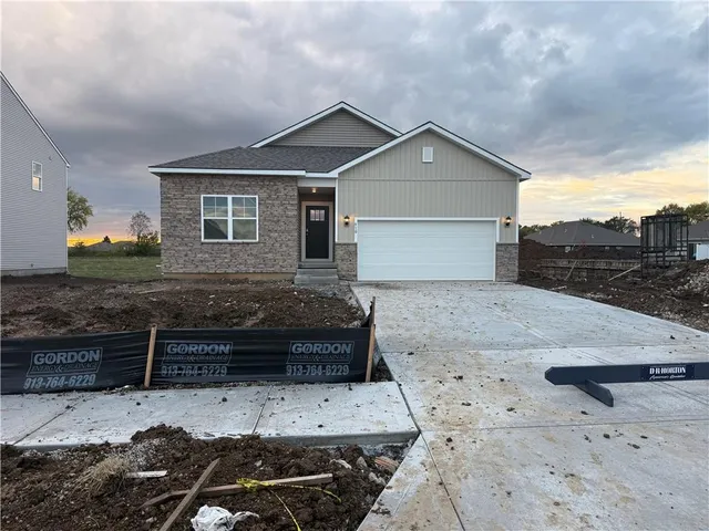 $378,990 | 610 Fallen Leaf Drive, Belton, MO 64012