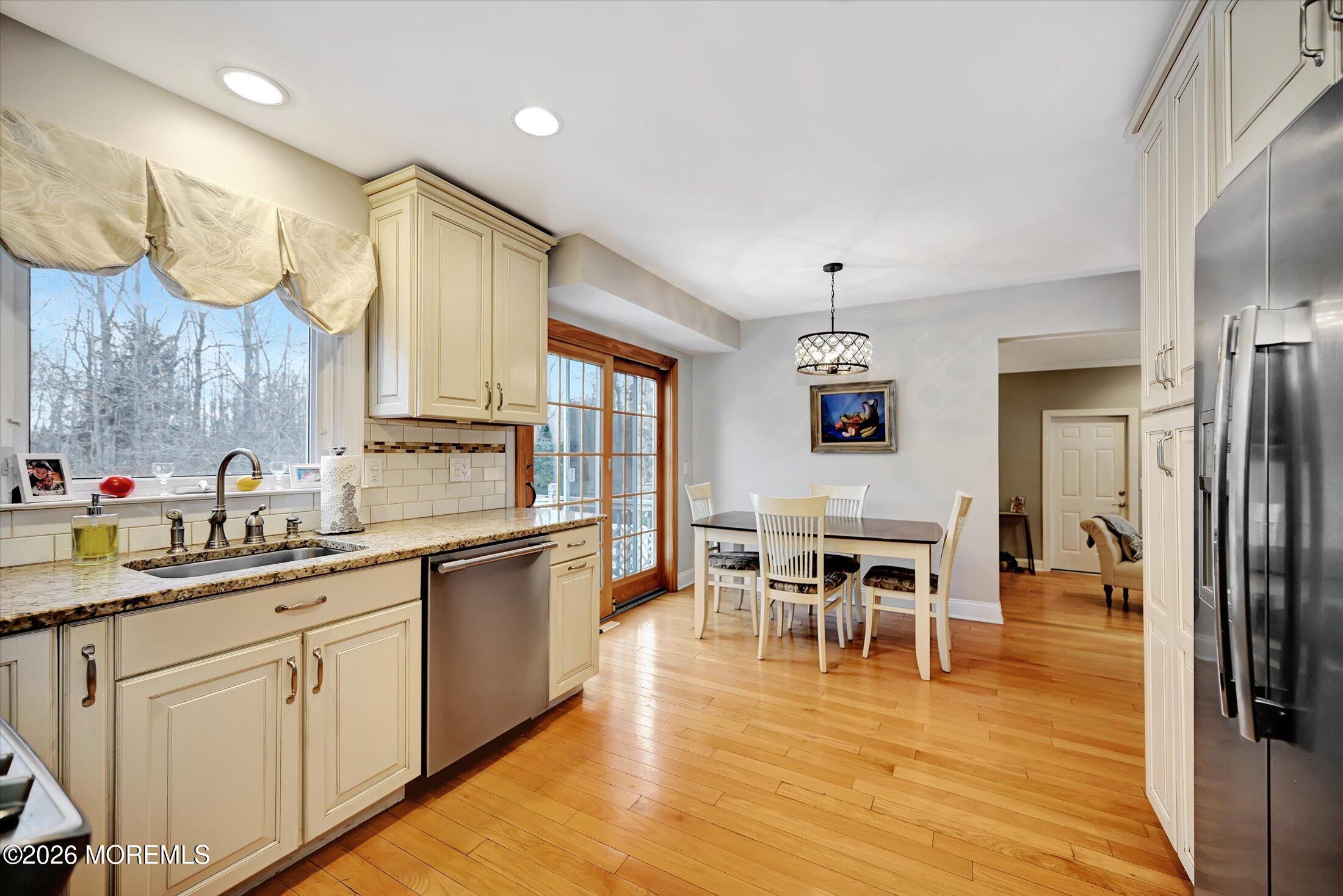 18 Devon Drive Manalapan, NJ 07726 - Photo 14 of 40 12-Kitchen to Dinette