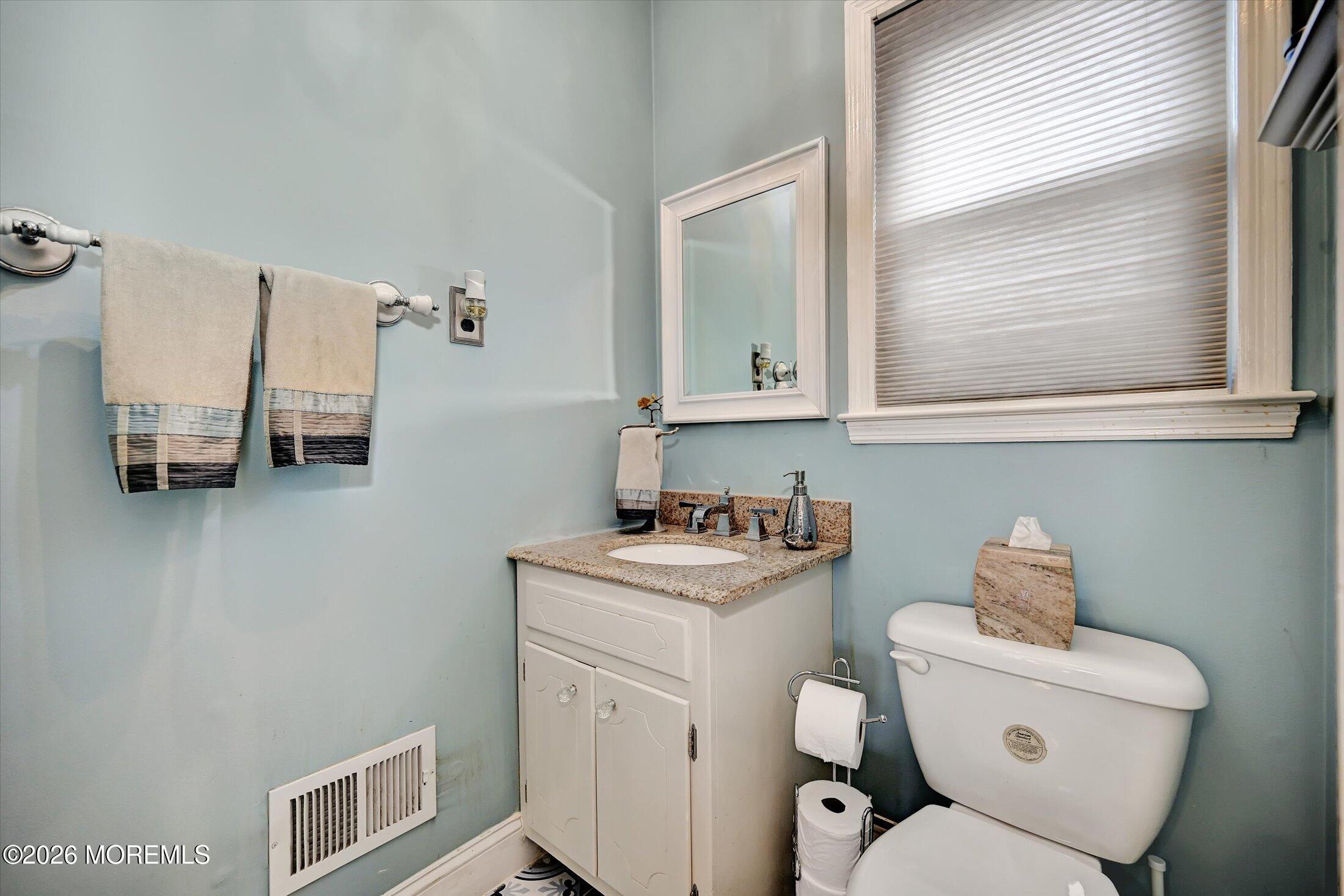 18 Devon Drive Manalapan, NJ 07726 - Photo 20 of 40 24-Bathroom