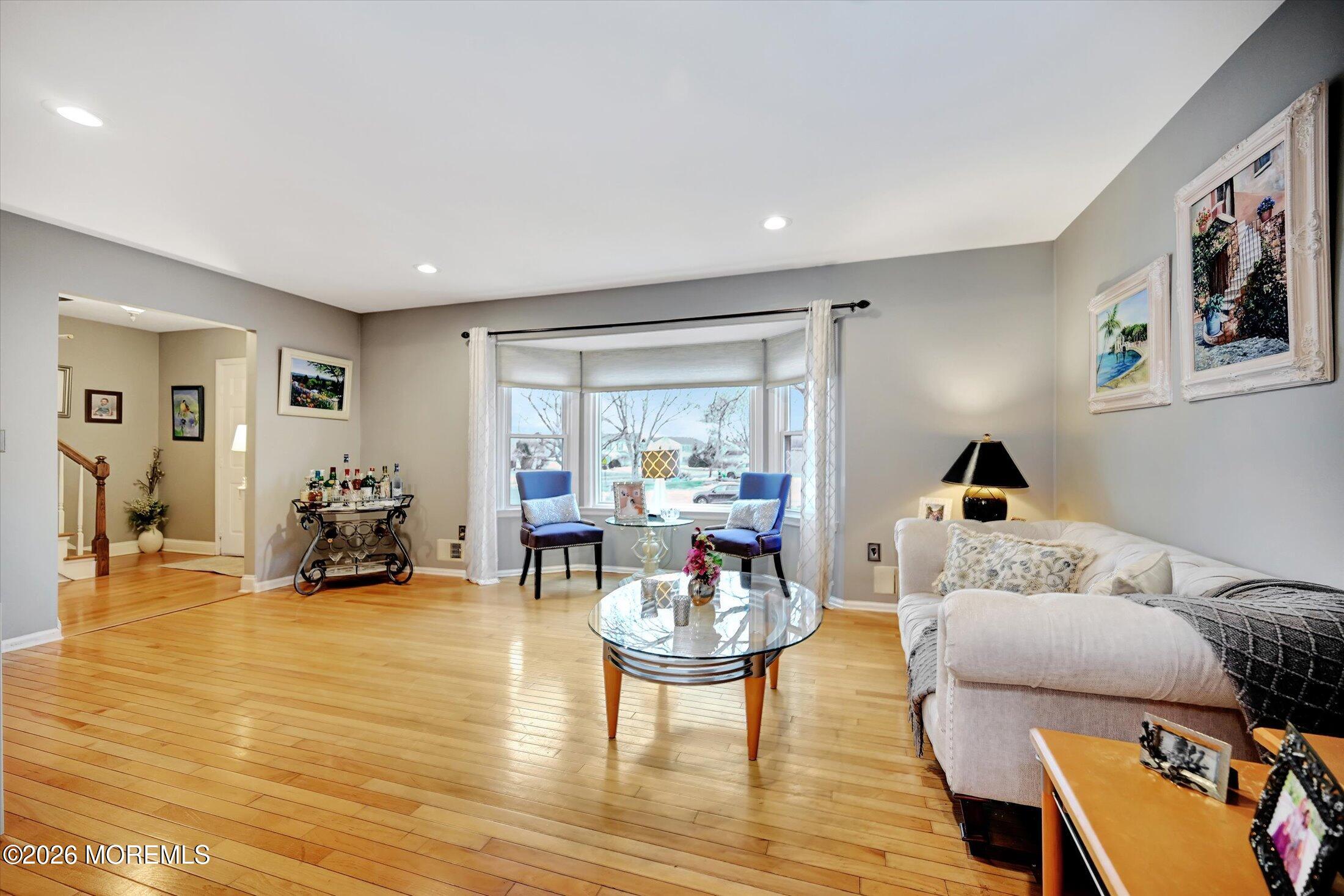 18 Devon Drive Manalapan, NJ 07726 - Photo 8 of 40 05-Living Room