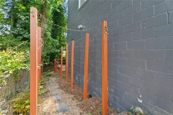 $1,300 | 255 Richardson Road Northwest, Unit B, Atlanta, GA 30314