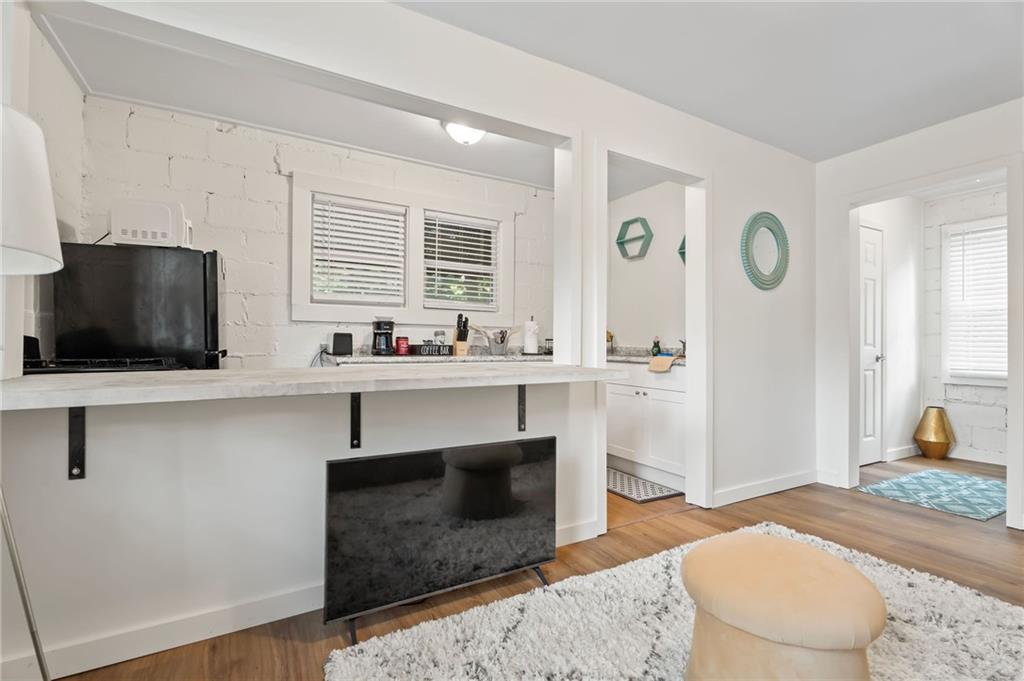 255 Richardson Road Northwest, Unit B Atlanta, GA 30314 - Photo 2 of 13