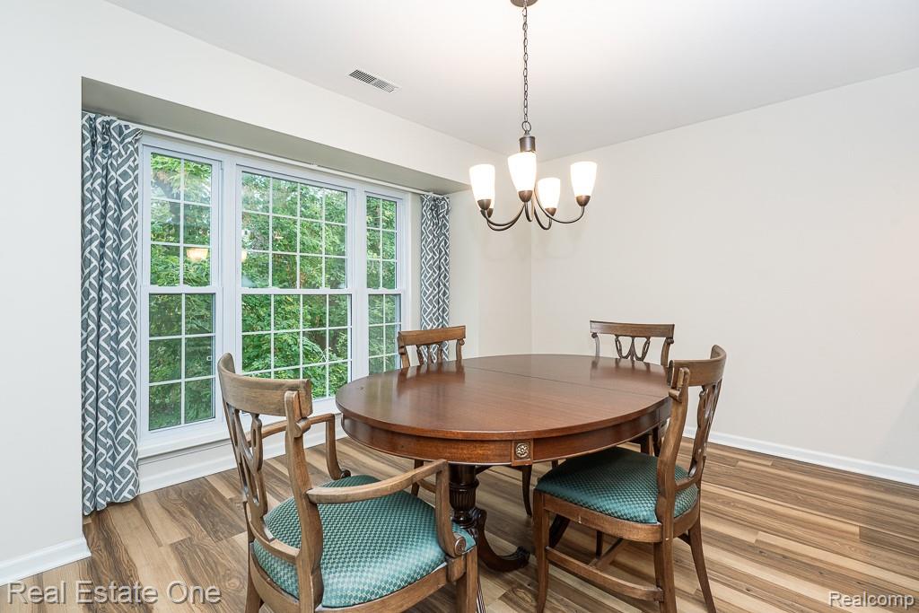1665 Huntington Park, Unit E Rochester, MI 48309 - Photo 14 of 40