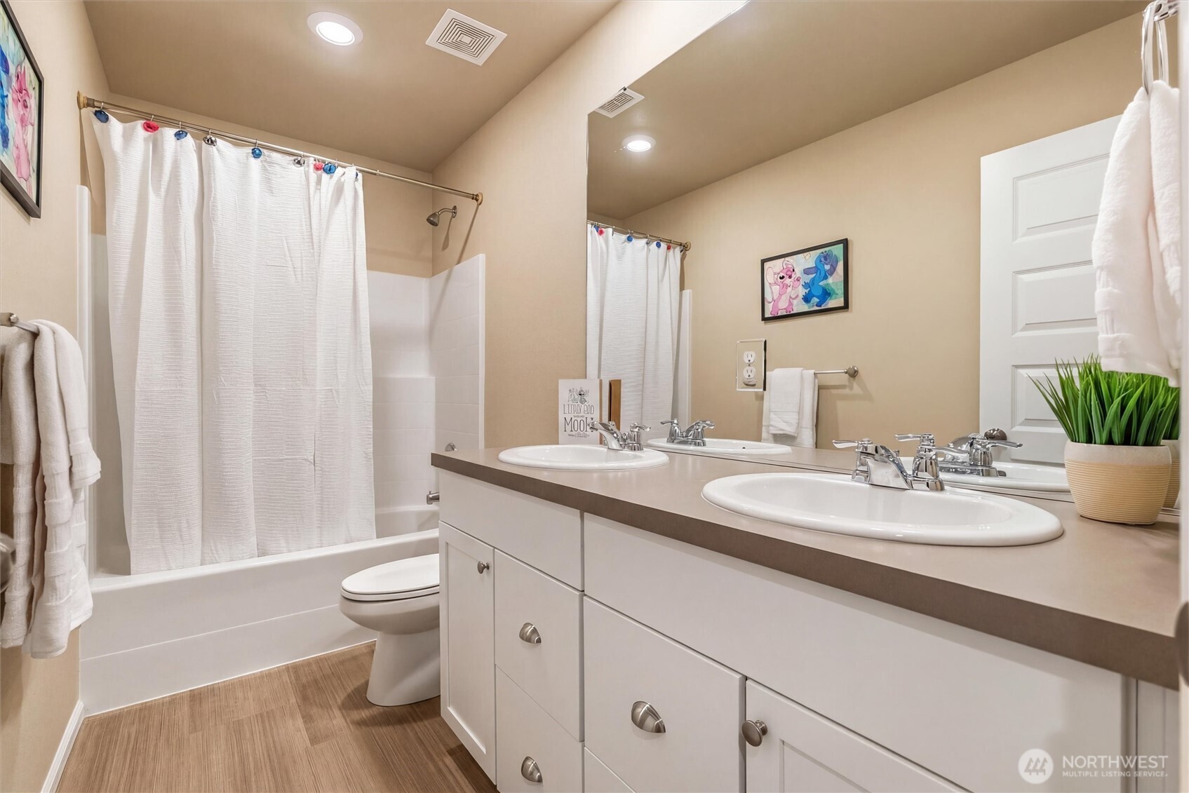 1323 Baker Hts Loop Bremerton, WA 98312 - Photo 21 of 35