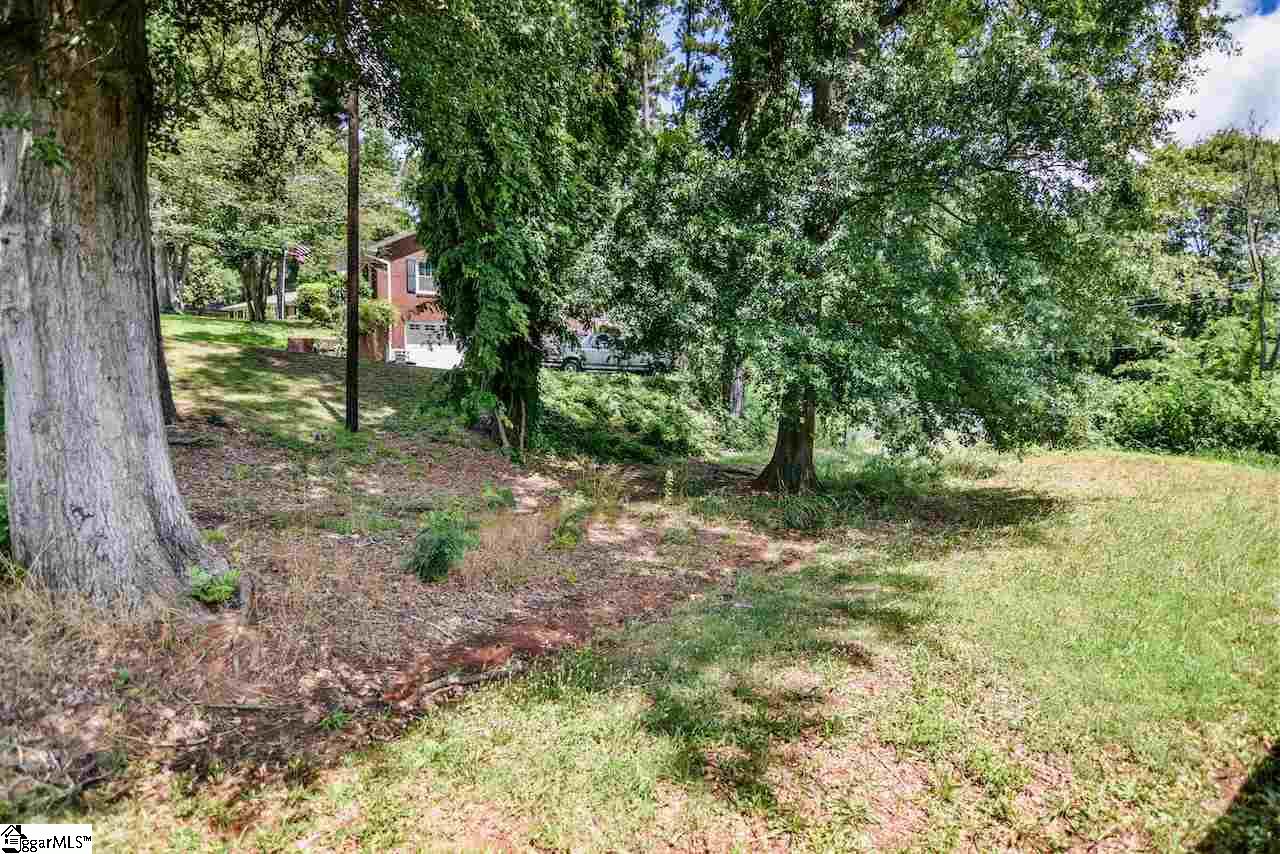 116 Mcleod Drive Anderson, SC 29621 - Photo 4 of 23