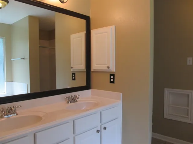 $2,000 | 2338 Colonial Springs Lane, Spring, TX 77386