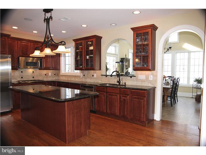 2619 Wayland Road Berwyn, PA 19312 - Photo 5 of 25 Kitchen