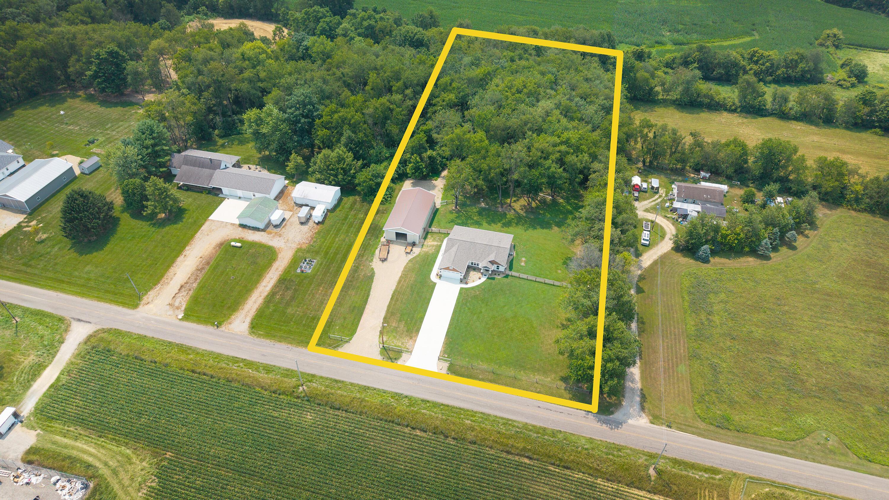 22686 Deal Road Gambier, OH 43022 - Photo 36 of 44 22686Deal_38
