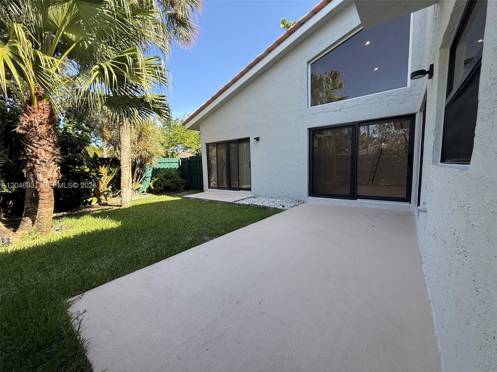 20910 Estada Lane Boca Raton, FL 33433 - Photo 2 of 17