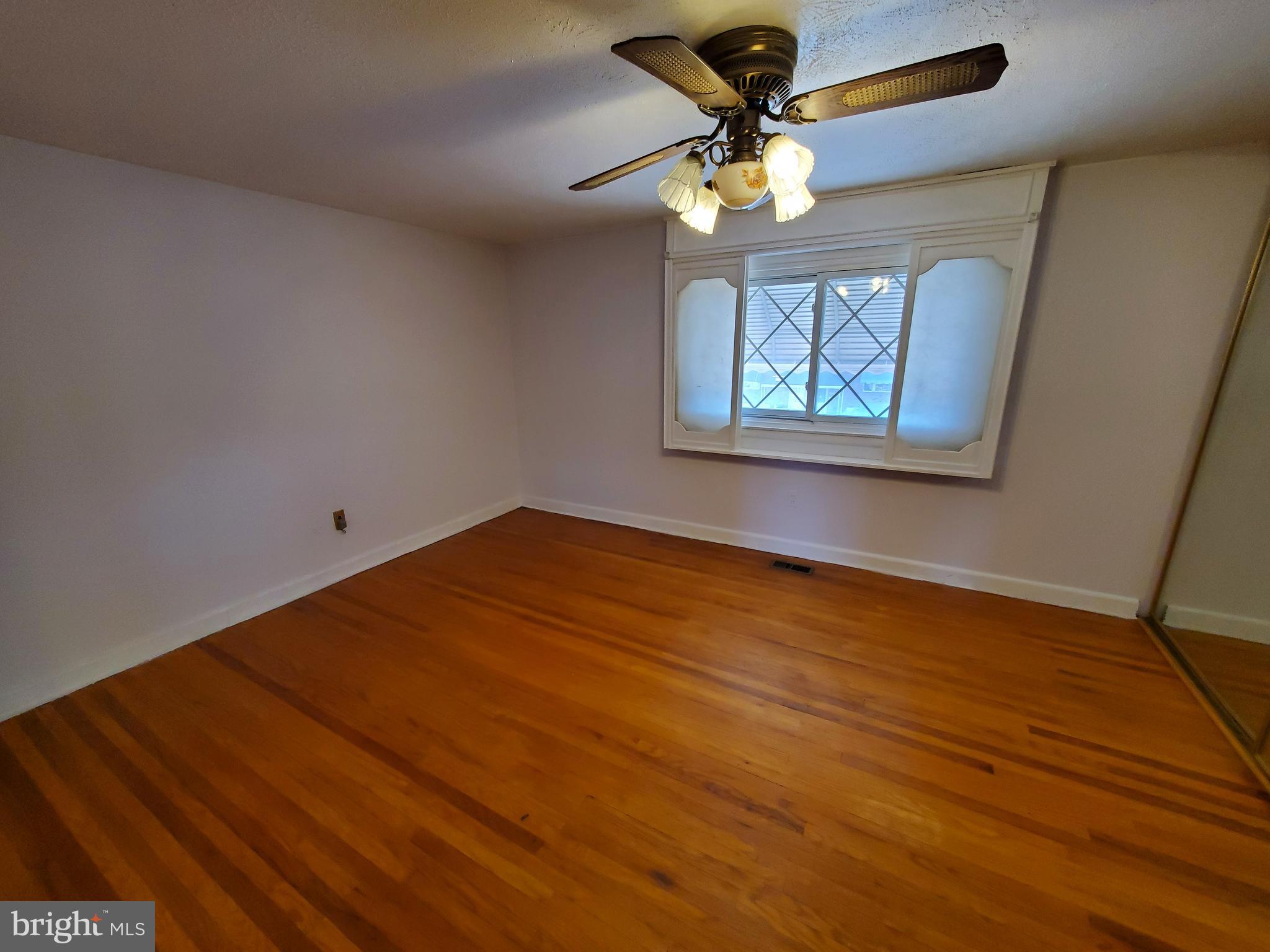2837 Bittern Place Philadelphia, PA 19142 - Photo 14 of 34 Bedroom #3 pic#1