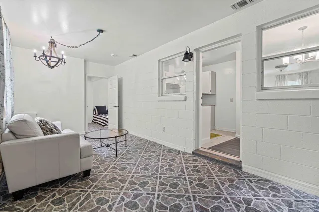 $199,500 | 5120 West Fairfield Drive, Pensacola, FL 32506