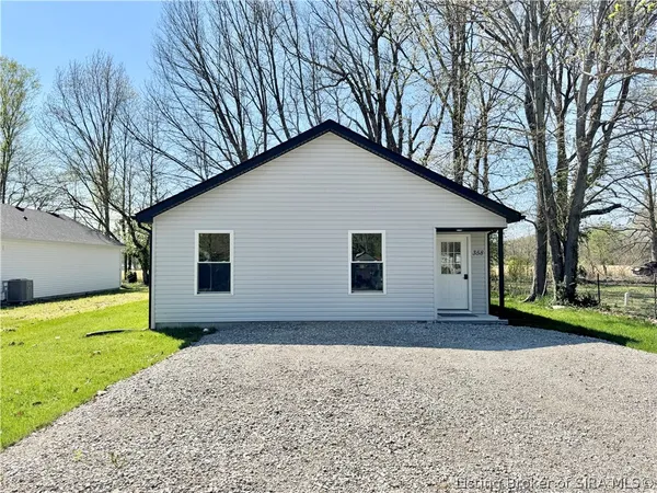 $179,000 | 358 Oak Street, Austin, IN 47102