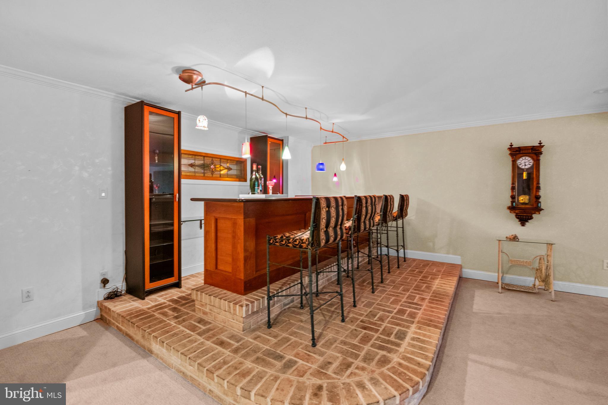 6 Chip Lane Shillington, PA 19607 - Photo 34 of 55 Wet Bar