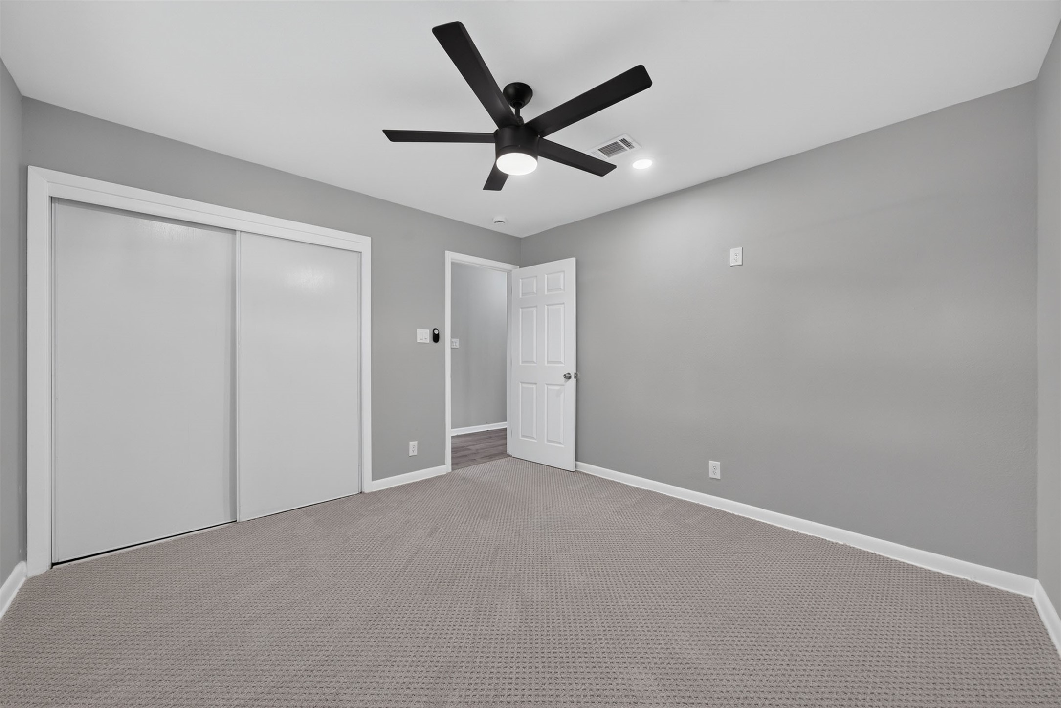 6855 Richwood Road Houston, TX 77087 - Photo 27 of 33 Gallery Image 27