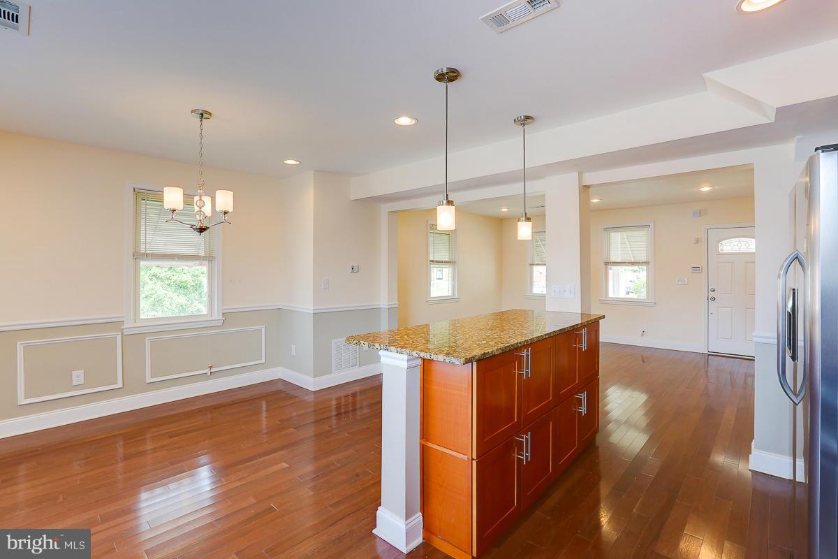 3934 Cedardale Road Baltimore, MD 21215 - Photo 18 of 30 Dining Room