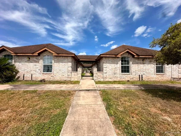 $865 | 1107 South Palm Drive, Unit 4, Pharr, TX 78577