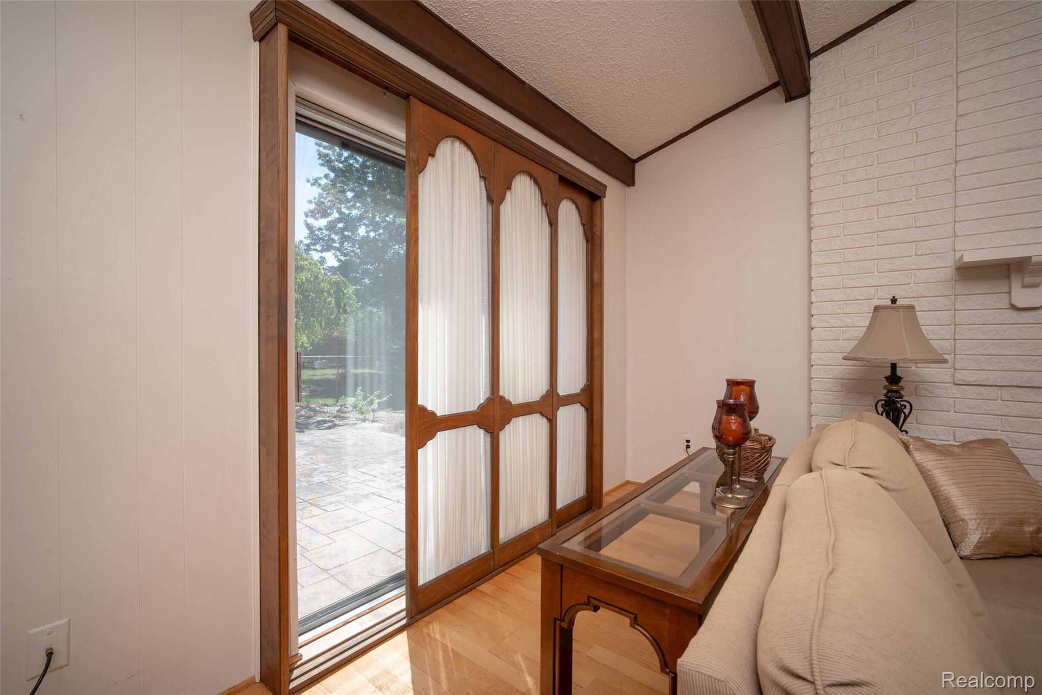 42929 Versailles Road Canton, MI 48187 - Photo 14 of 35 14.jpg