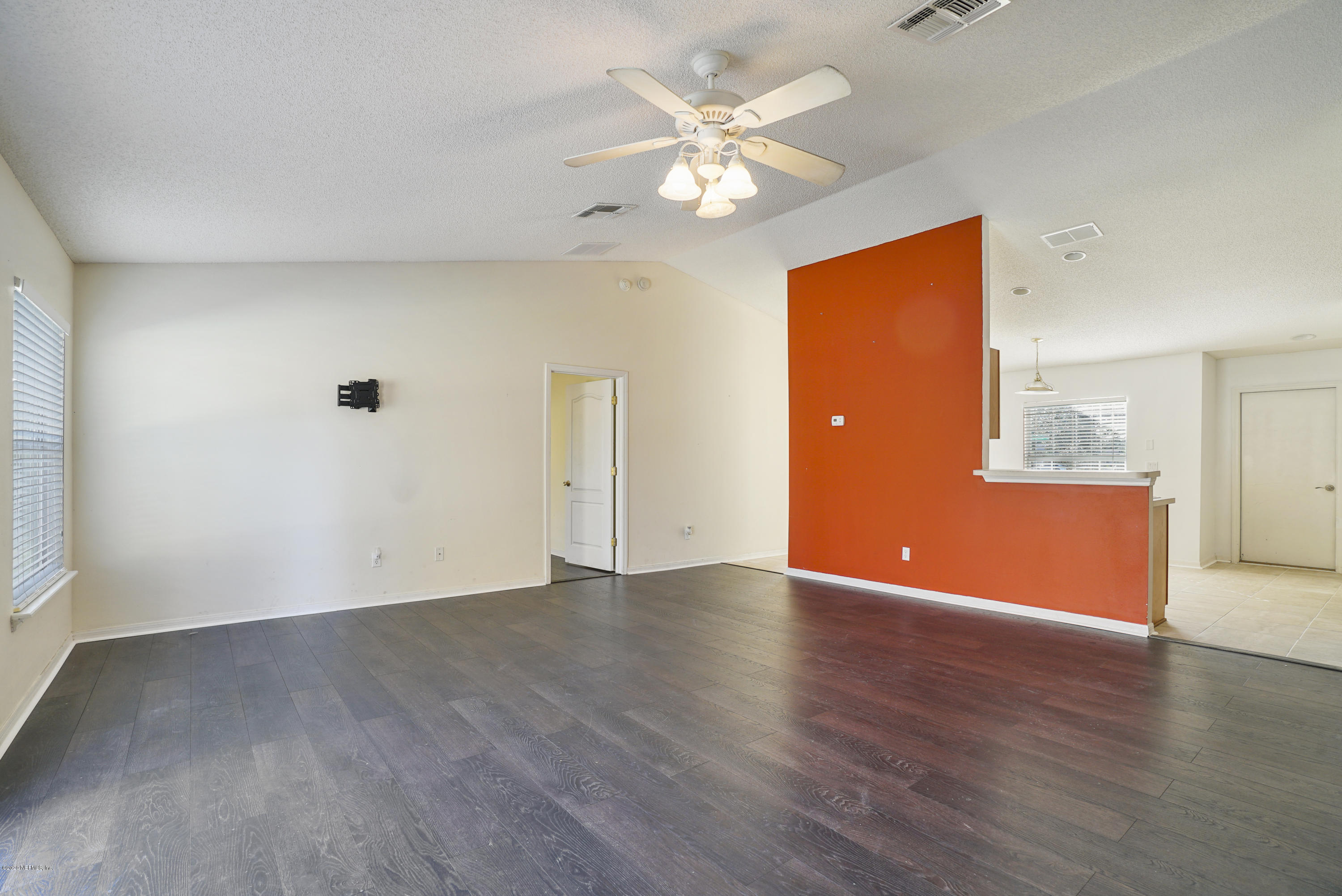10115 Rising Mist Lane Jacksonville, FL 32221 - Photo 9 of 20 DSC08655