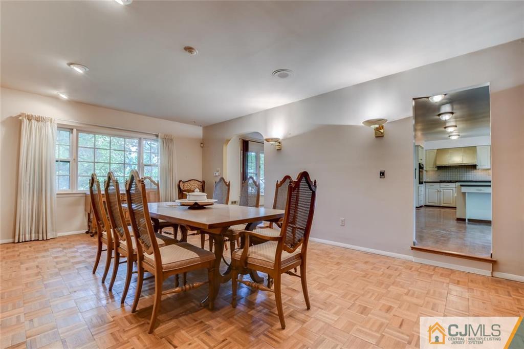 33 Hamlin Road East Brunswick, NJ 08816 - Photo 11 of 25 Gallery Image 11