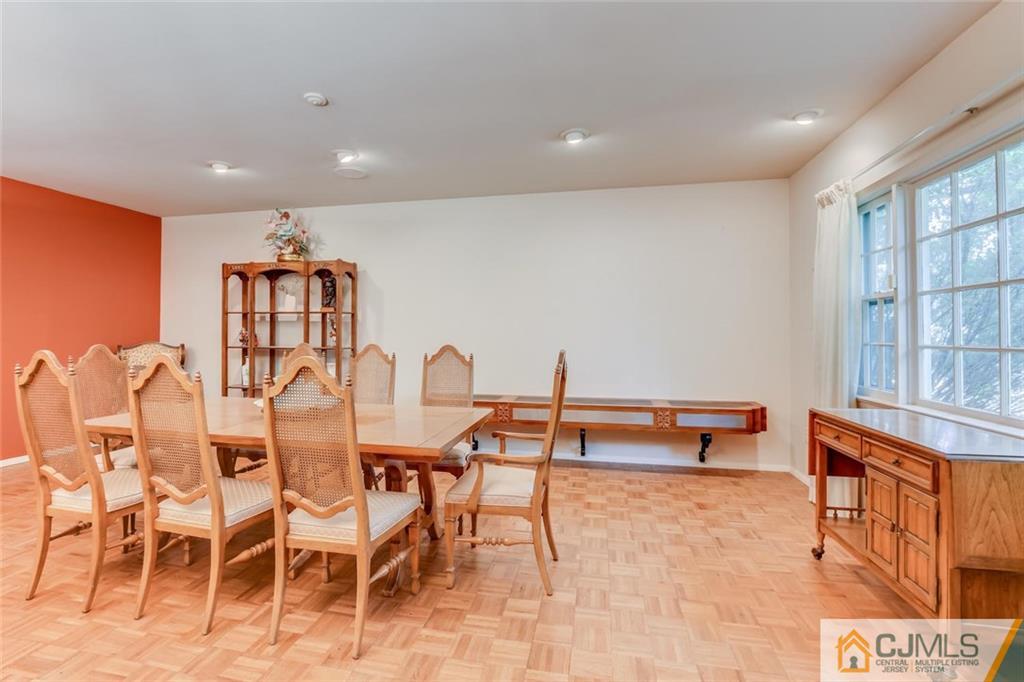 33 Hamlin Road East Brunswick, NJ 08816 - Photo 12 of 25 Gallery Image 12