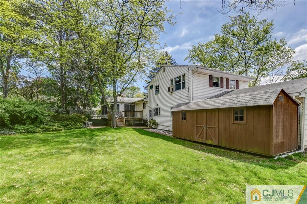 33 Hamlin Road East Brunswick, NJ 08816 - Photo 23 of 25 Gallery Image 23