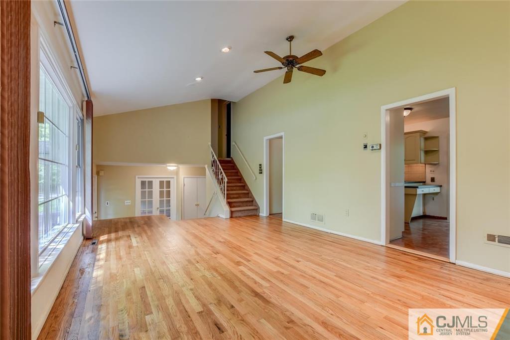 33 Hamlin Road East Brunswick, NJ 08816 - Photo 7 of 25 Gallery Image 7