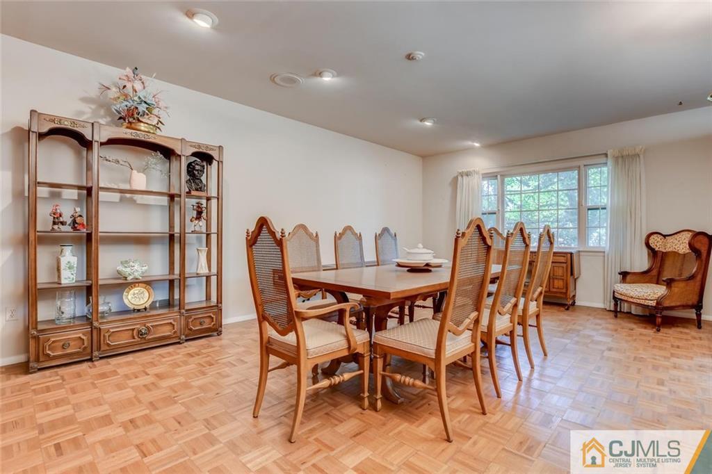 33 Hamlin Road East Brunswick, NJ 08816 - Photo 10 of 25 Gallery Image 10