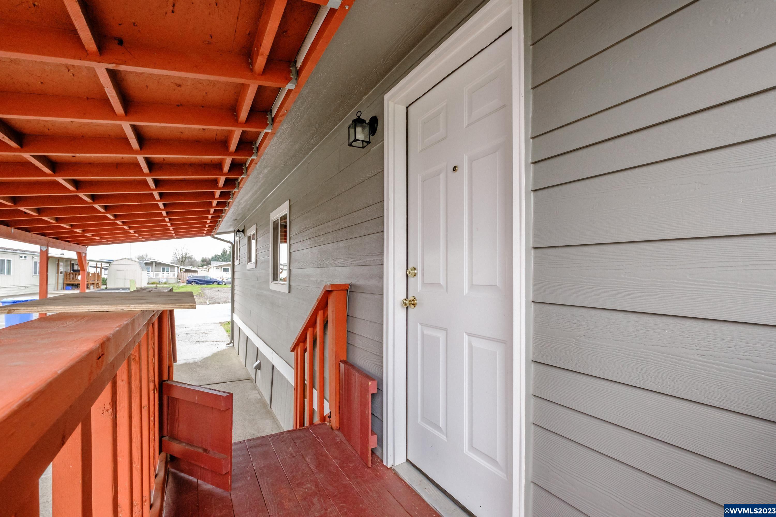 3528 Turner Road Southeast Salem, OR 97302 - Photo 4 of 42 Gallery Image 4