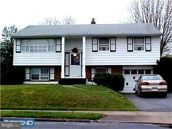 42 Hearthside Road Aston, PA 19014 - Photo 1 of 12
