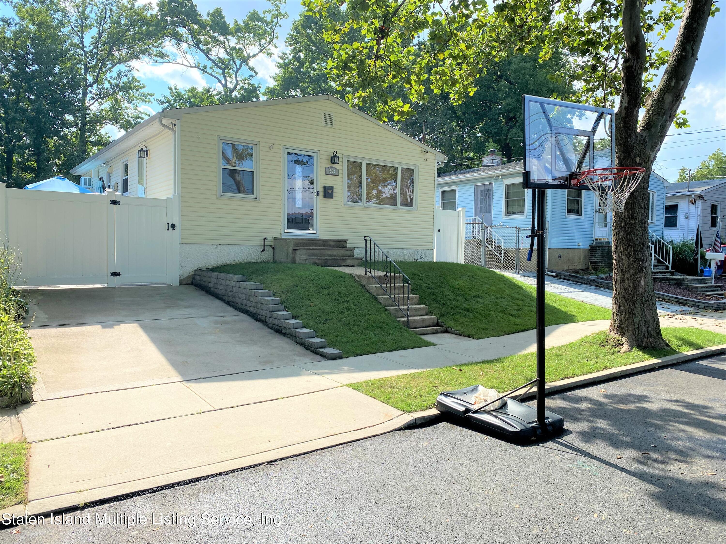 278 Beach Road Staten Island, NY 10312 - Photo 1 of 32 Single Family Detached