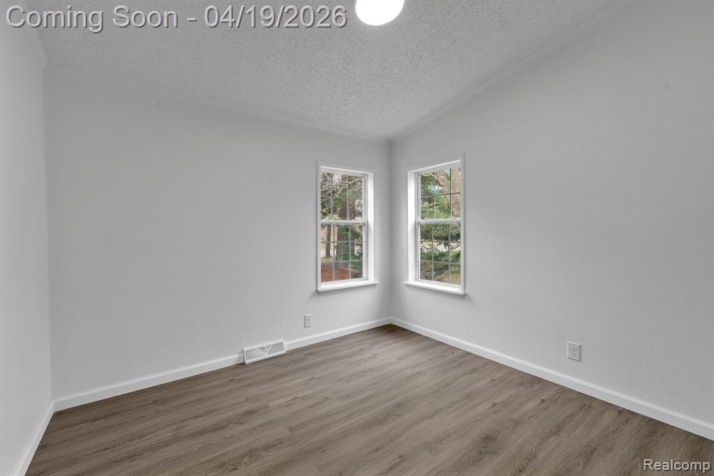 36085 Wick Road Romulus, MI 48174 - Photo 37 of 43