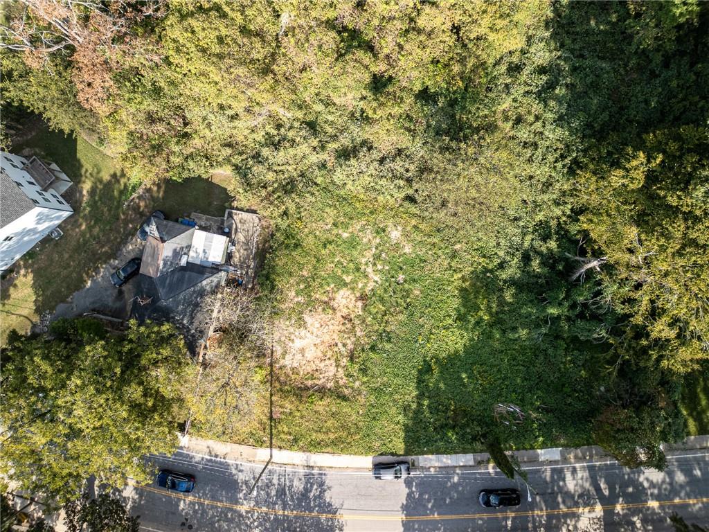 889 Hollywood Road Northwest Atlanta, GA 30318 - Photo 13 of 27