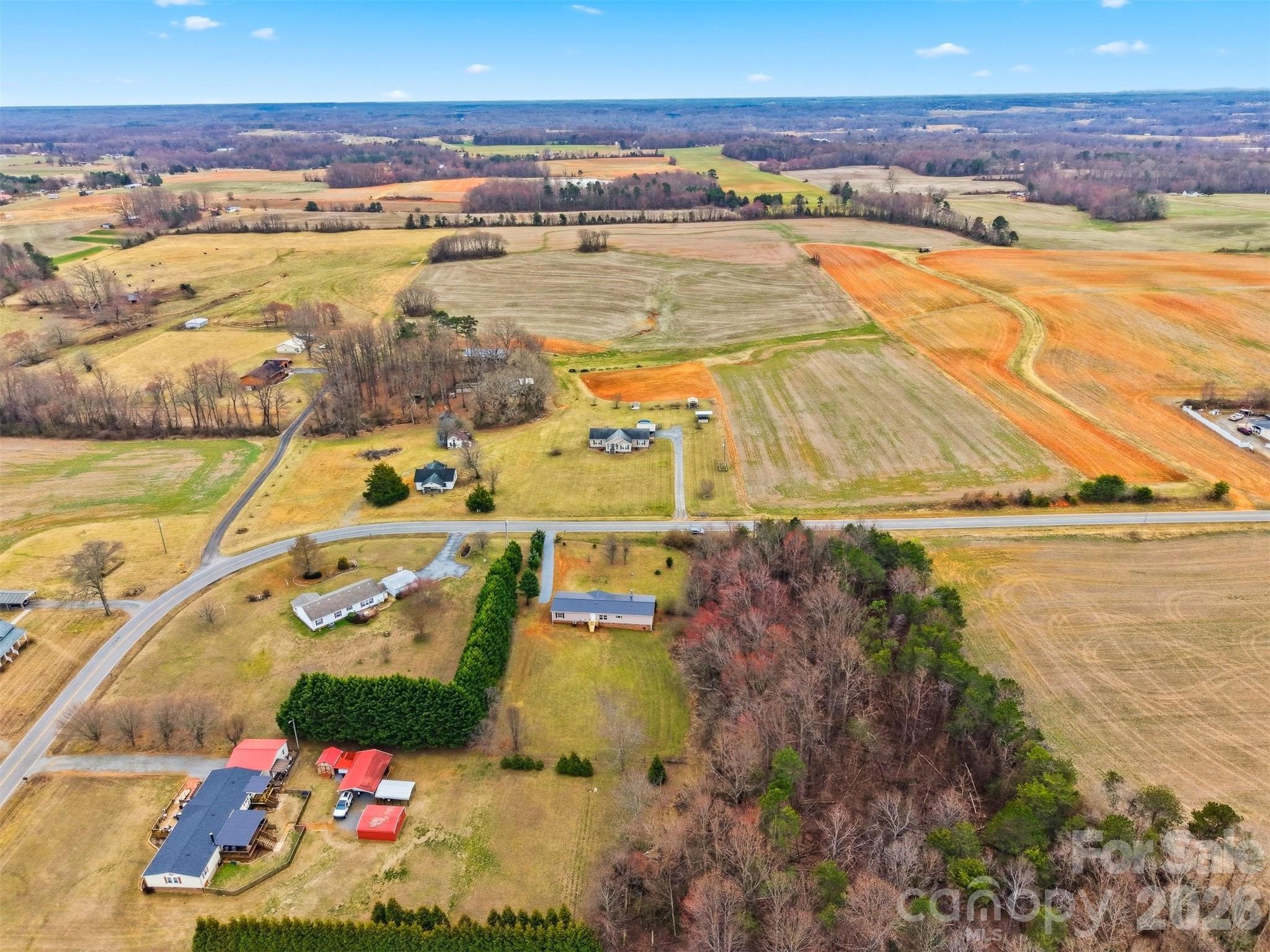 3150 Cranberry Road Boonville, NC 27011 - Photo 42 of 45 a view of an ocean and city