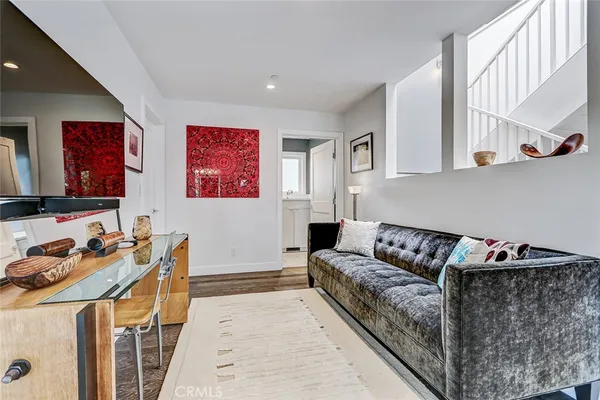 $3,095,000 | 1074 7th Street, Hermosa Beach, CA 90254