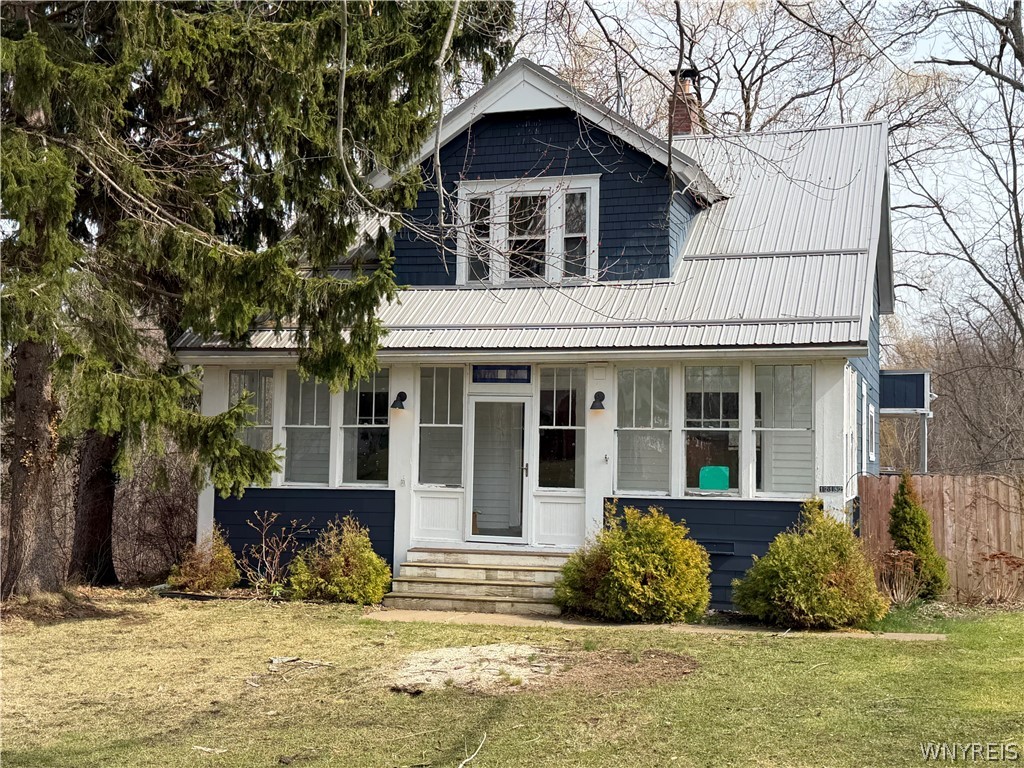 12182 Old Main Road Hanover, NY 14136 - Photo 2 of 31