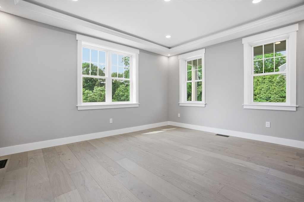 18 Magnolia Road Natick, MA 01760 - Photo 17 of 39
