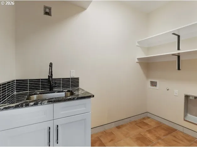 $750,000 | 550 Southeast 8th Avenue, Hillsboro, OR 97123