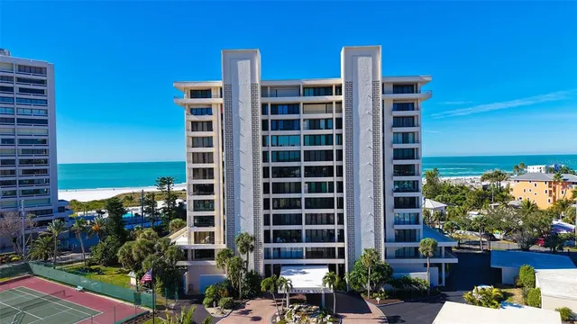 $1,375,000 | 5300 Ocean Boulevard, Unit 301, Sarasota, FL 34242