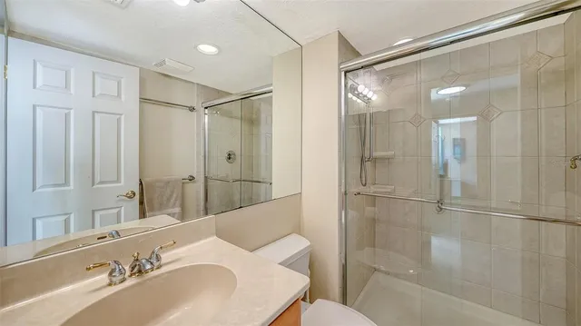 $1,375,000 | 5300 Ocean Boulevard, Unit 301, Sarasota, FL 34242