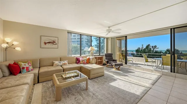 $1,375,000 | 5300 Ocean Boulevard, Unit 301, Sarasota, FL 34242